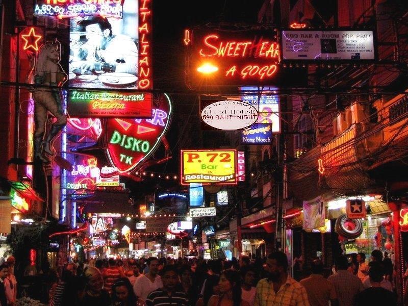 Wisma tamu Walking Street